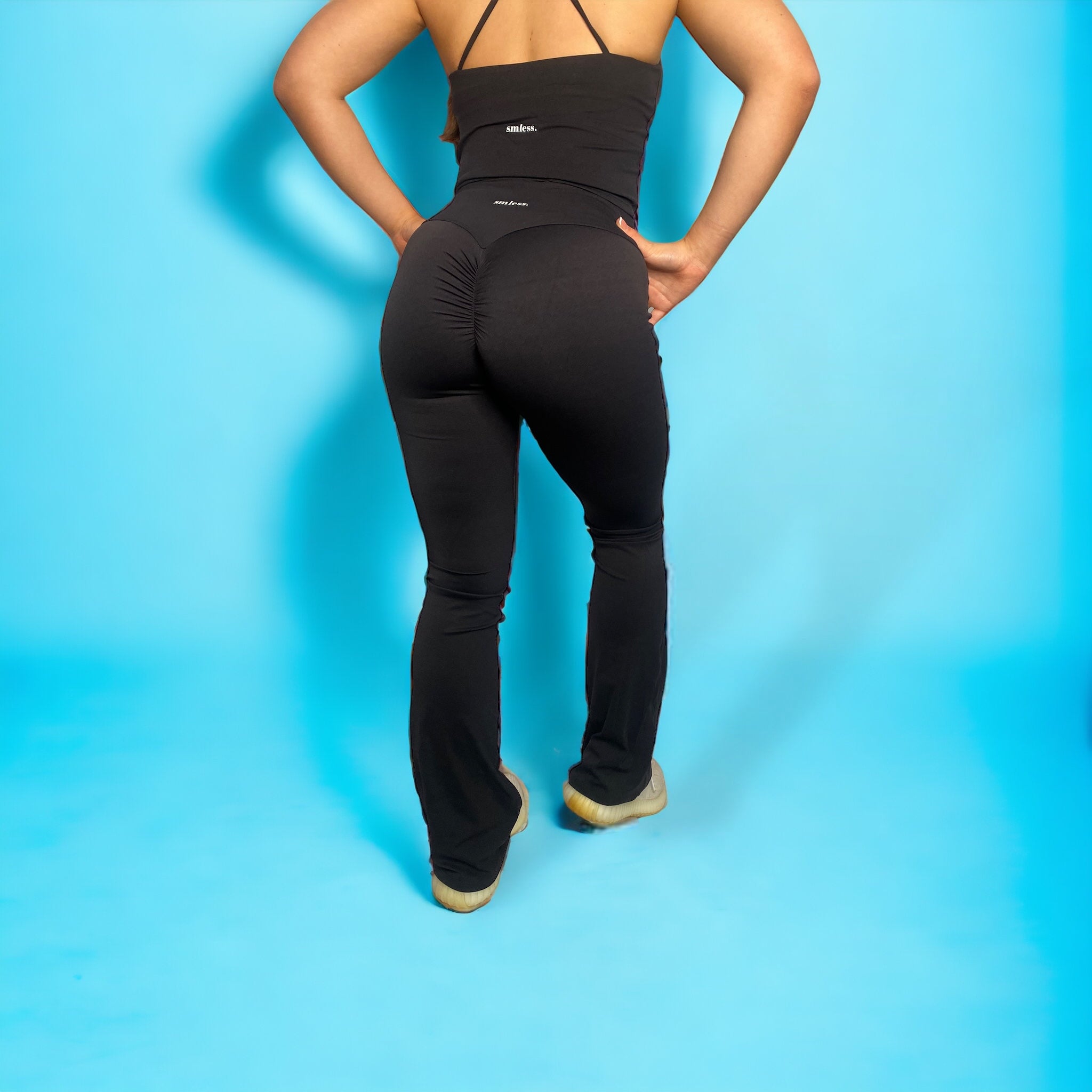 Seamless Scrunch Flare Yoga Pants - Black