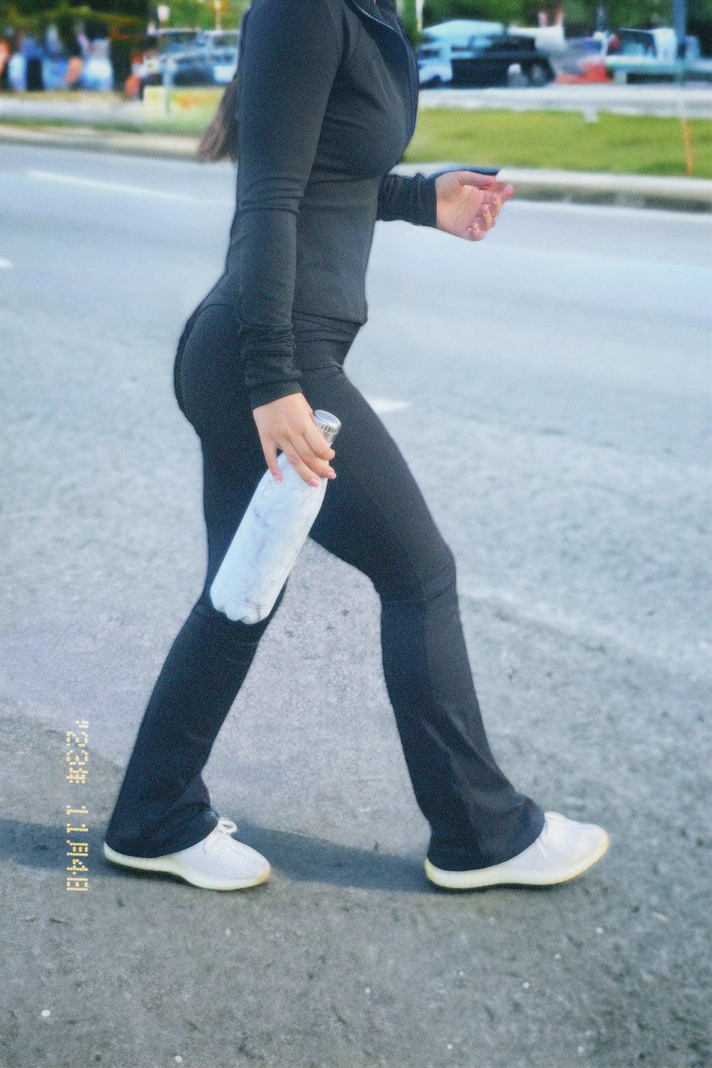 Seamless Scrunch Flare Yoga Pants - Black