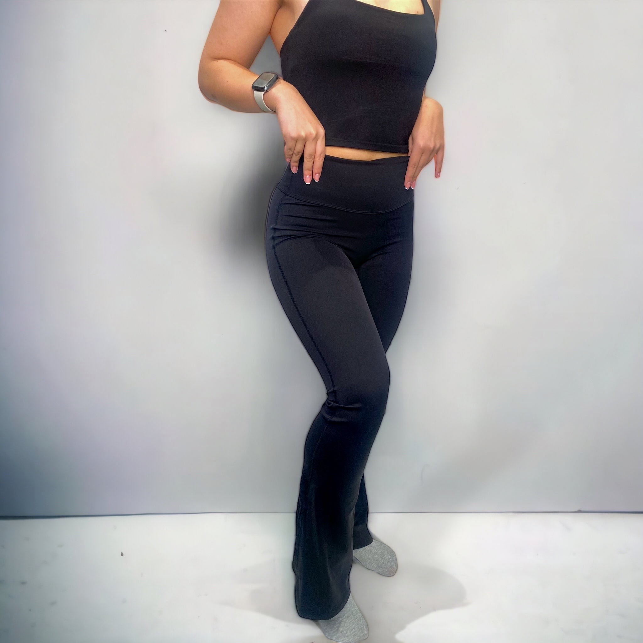 Seamless Scrunch Flare Yoga Pants - Black