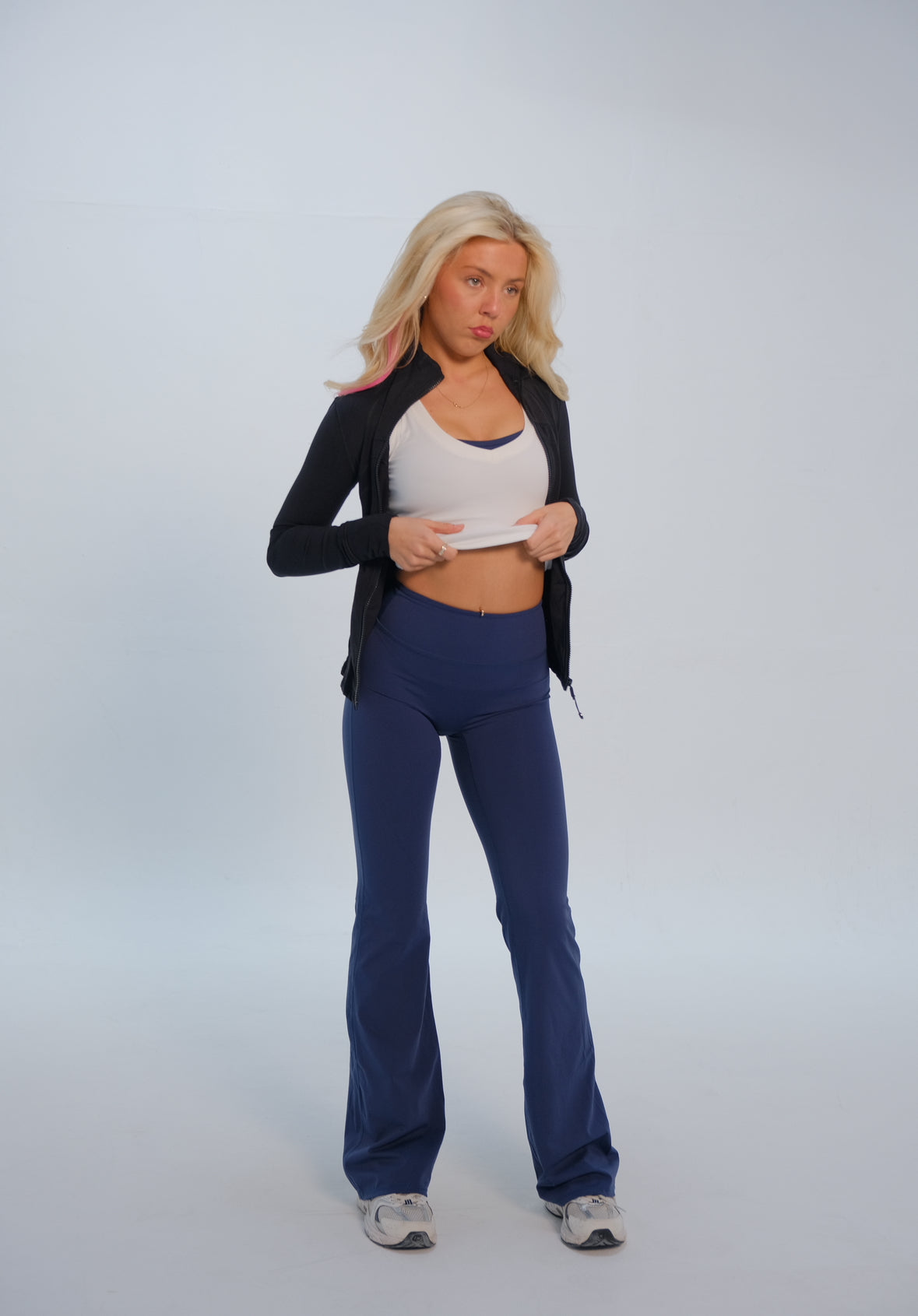 Premium Seamless Zip Jacket - Black